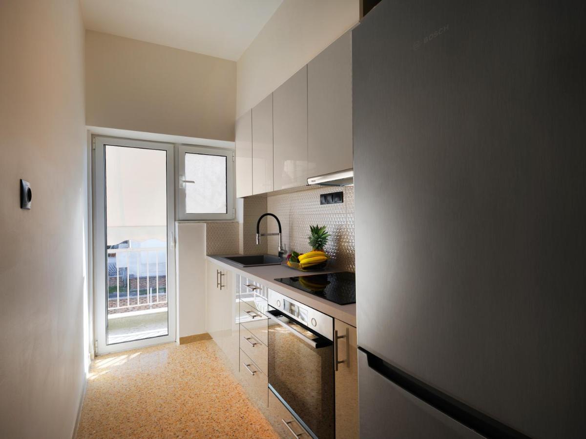 Metro Fix Apartment Athens Exterior photo